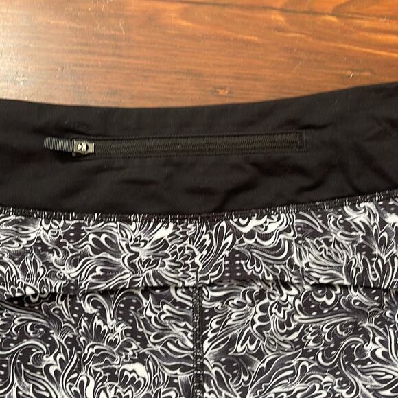 Lululemon Speed Up Short Infinity Alpine printed athletic athleisure shorts sz 8 - Picture 6 of 6